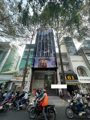 siểu phẩm mt lê thánh tôn.p.bến nghé -q1. hđt: 160tr. dt: 5x18m.cn: 86m2. kc: 5 tầng. giá 65 tỷ