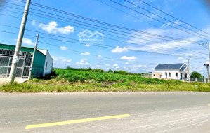 sang gấp 2290m2 đất mt rộng ngay kcn hoạt động nhộn nhịp sát chợ, tr. học dân đông. 170tr bao sổ