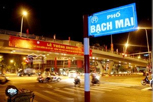 bán nhà phố bạch mai- hai bà trưng,nhà đẹp long lanh, dân xây, gần ô tô tránh, 63m2 x 4t, hơn 17 tỷ