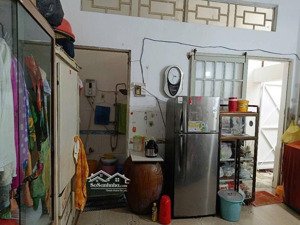 b.a''n nh.amặt tiền hẻm nguyễn văn luông vừa ở vừa kinh doanh. cách mt nguyễn văn luông 20m, thông