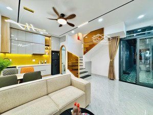 nhà chính chủ mới 3tầng btct cách hẻm xe tải đúng 10 bước chân ngay quốc lộ 13 phường 26 bình thạnh