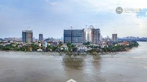 bán siêu biệt thự ngay lê văn miến, đầu tư hơn 30 tỷ,kết cấu 3 tầng hồ bơi sân vườn, giá 138 tỷ