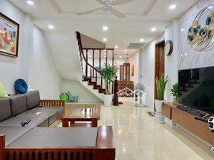 bán nhà đình thôn, ngõ 3m nông 30m ra mặt phố dt 58m2 nhà 4 tầng giá chỉ 12 tỷ 3.