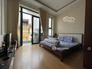 quá ngon- cách 1 căn ra mặt tiền đường trần quang khải, q1- 4,1x 20m xd 4 tầng- 9,9tỷ tl 