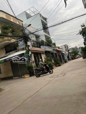 bán nhà mới, (4 x 15m), 2 tầng, 4.4 tỷ, hẻm 6m thông, đường lô tư, gò xoài, mã lò, p. bhh a