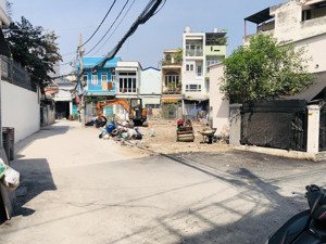 bán lô góc 2mt hẻm thông xe hơi đường dương văn cam cách sát bên chợ thủ đức, khu hiện hữu