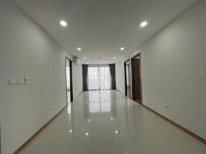 cần bán căn góc rose town 79 ngọc hồi - hm, 3 pn tầng trung, hoa hậu, 7.6 tỉ,sổ đỏ, nhà đẹp mới