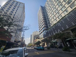 bán lô đất đỗ bá (ngang 8m), đoạn gần biển