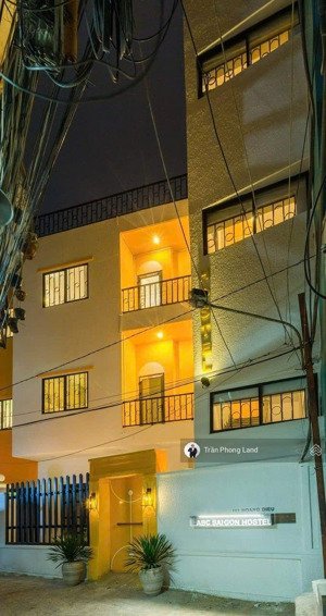 chính chủ gửi bán nhà mặt tiền thụt 112 hoàng diệu, p12, q4, 12.42x15.55m, trệt 2 lầu, 