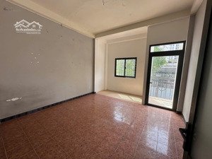 bán nhà mặt tiền kinh doanh quận 4- nguyễn khoái -3tầng -4x16 - dòng tièn 50t - không qh- 14.99tỷ