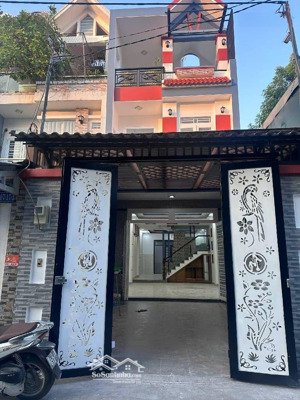 h.iếm -hẻm xe tải -nhà đẹp- diện tích lớn- 95m2 - g.ía tốt nh.ất khu vực chỉ nhỉnh 6 ty