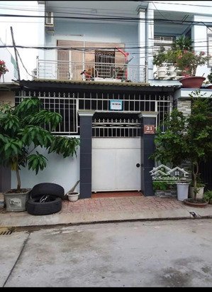 cho thuê nhà nguyên căn, gồm 1 trệt 1 lầu, nội thất cơ bản