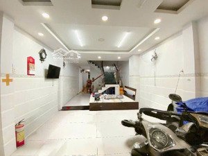 nhà 4 tầng sát mặt tiền , dt: 4,2x22, giá 9,xx tỷ, hẻm xe hơi gò dầu, tân phú