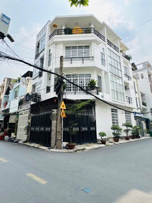 nhà góc 2mt ngay nguyễn sơn, ngang 8m, dt 8x8m, 3 tầng chốt hơn 6 tỷ