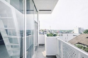 cho thuê căn phòng view sài gòn cực đẹp gác bancol kế rmit, him lam, sunrise city, nhà bè gần tdtu