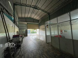 cho thuê kho, khu 1, phú tân diện tích: 7,5 x 20 gồm 2 phòng, wc