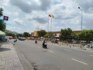 bán nhà 2 tầng, 85m2, nở hậu, hxh đối diện emart gò vấp, chỉ 9.5 tỷ