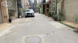 SIÊU PHẨM NGUYỄN VĂN CỪ 55M, 7T, MT5M, Ô TÔ THÔNG TỨ PHÍA, GARA, THANG MÁY, FULL NỘI THẤT.