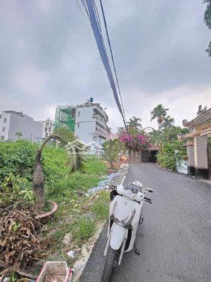 109m2- shr- 6tỷ6- đất ở liền kề kdc lập phúc- xe hơi tới đất- kdc hiện hữu