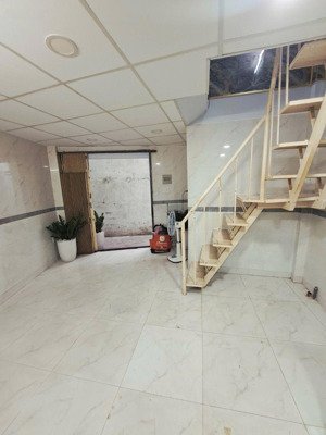 siêu hiếm tân phú, nhà 2 tầng, 19m2, sổ riêng,công nhận đủ, giá chỉ 2.x tỷ