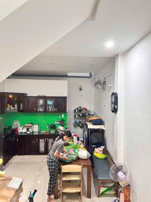 nhà hẻm 26, đường 12 ,tam bình, thủ đức, tp.hcm. dt 50m2. sử dụng: 100m2 . sổ hồng: 6,150 tỷ