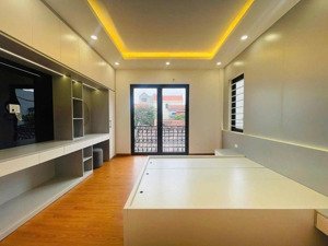 cho thuê nhà dương nội, có slot ô tô free, 42 m2, 4 tầng - gần aeon mall - chỉ 14tr