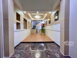 cực ngon nhà 5 tầng phan xích long -4pn ,5wc . giá 6,95tỷ tl