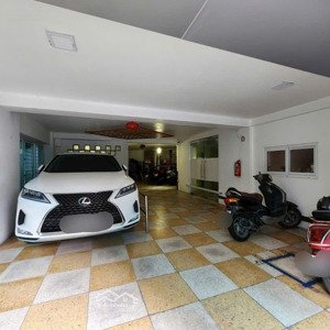 bán nhà thụy khuê ngay ngã tư thụy khuê&văn cao dòng tiền khủng dt 180m2 7tầng thang máy kinh doanh