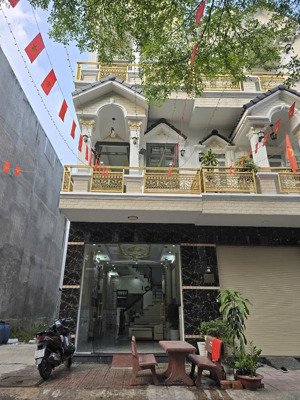 bán nhà 1 trệt 2 lầu 4pn kdc gần ngã tư miếu ông cù, p. bình chuẩn thuận an - đường 12m - 60m2