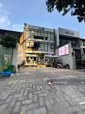 độc quyền bán nhà mt nguyễn đình chiểu quận 1 - dt 10 x 27m - 3 tầng - hđt 300 triệu - giá 120 tỷ