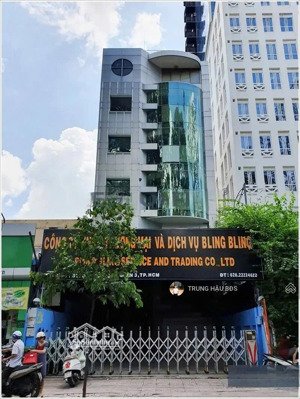 bán tòa nhà mt pasteur quận 3 - dt 9x32m - cn 1.800m2 - hầm - 7 tầng - hđt 700 triệu - giá 185 tỷ