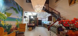 95m2 - nhà đẹp như biệt thự thu nhỏ - ngõ ô tô 7 chỗ - trung tâm hồng tiến - bồ đề