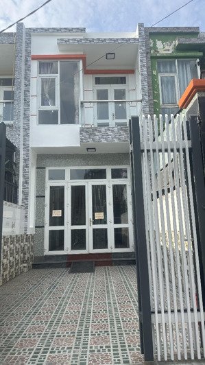 8749 - bán nhà 1 trệt 1 lầu có sân ô tô, gần vincom dĩ an tân đông hiệp giá 4,19 tỷ