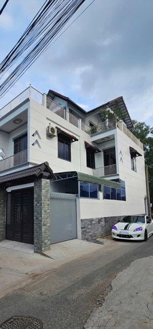 bán nhà ngay gần lotte lái thiêu 3 lầu ngay góc giá 5ty5 ngang 7m x16m