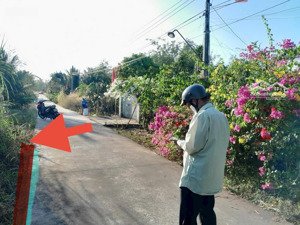 bán nhanh 200m2 đất dầu tiếng giá 520tr có thổ cư 100m dân đông ở kín