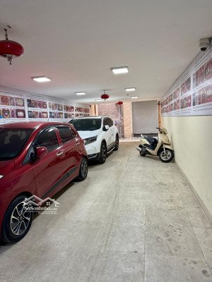 bán nhà phố trường chinh mặt ngõ gara 4 ô tô dòng tiền khủng 2 mặt ngõ cách phố 10m