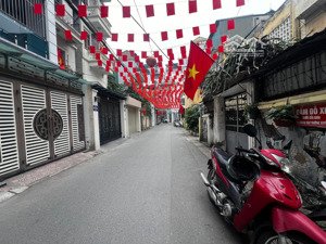 bán nhà siêu phẩm vạn bảo - trung tâm ba đình-mặt ngõ ô tô - kinh doanh vô đối - thang máy vèo vèo