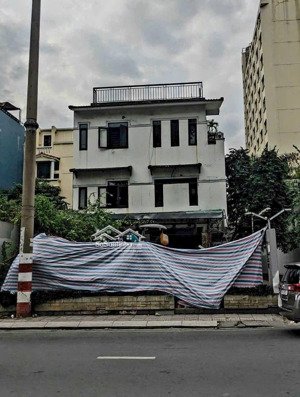nhà giảm 5 tỷ | góc 2mt điện biên phủ q3 | 10m x 24m = 237m² | giá 95 tỷ | thuê 5.500$