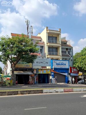 Bán nhà mặt tiền Lê Văn Việt quận 9 giá 24 tỷ