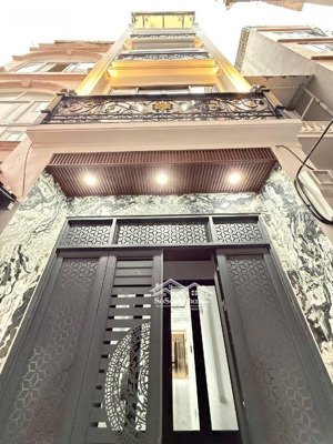 bát khối. nhà 5 tầng. dt 35m . giá chỉ 6 tỷ 4. nhà thật ảnh thật 100%. bán nhà ngõ 565 bát khối