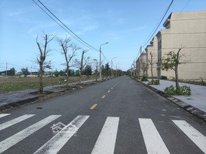 bán đất biển điện dương, dt 100m2, giá 3.150 tỷ, đường 13.5m, cách sông cổ cò 200m, đi bộ ra biển