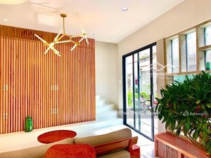 siêu hot! ngang nhà 8m hxh nơ trang long,b.t, dt: 8 x23m(161m2),6 tầng, chỉ 27 tỷ tl, 0903,155438