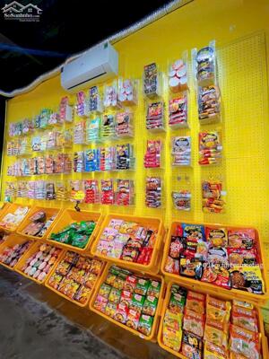 San nhượng minimart giá chỉ 7xxtr mặt tiền Nguyễn Huệ