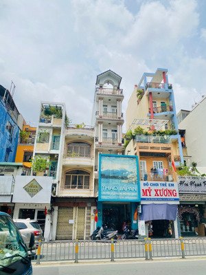 bán nhà 4 tầng mặt tiền kinh doanh diện tích 4.5*20m (89m2) đường phan đình phùng phường cầu kiệu