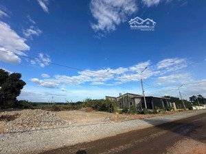 đất mặt tiền 138m2 ngay sát chợ thạnh phú, giá chỉ 600tr