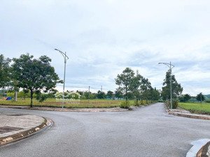 block 3 lô liền kề 2 diện - trục cổng chính vsip quảng ngãi giá chỉ từ 11 triệu/m²