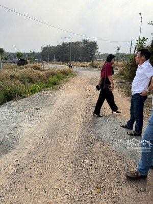 chính chủ cần bán gấp lô đất gần kcn ngay xã thành tâm, chơn thành, bình phước