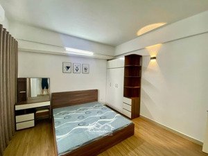 cho thuê chcc m3m4 nguyễn chí thanh, huỳnh thúc kháng, 140m2 có 4 phòng ngủ, đủ đồ ở ngay 18tr