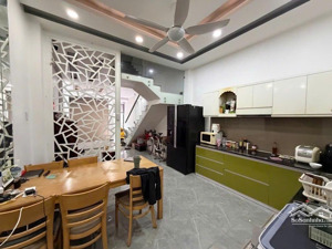 bán gấp nhà đẹp hxh - diện tích 80m2 - phường hiệp bình- chỉ nhỉnh 7 đồng ( tl )