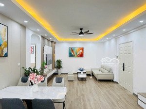 chính chủ bán căn góc 102m 3pn 2vs nội thất full đồ sđcc tại toà ct1 cạnh vinmart kdt xa la